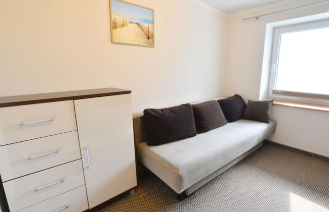 Nice Holiday Home With a Fireplace in Plesna - Photo 11