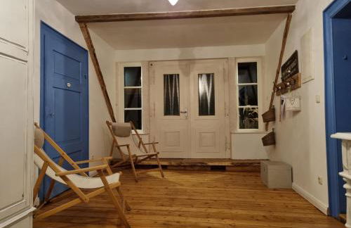 NEU! Alte Schule Jarnsen Oberstübchen mit Balkon - Photo 4