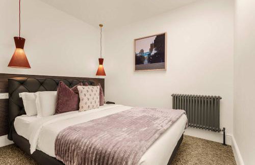 Contemporary Mews Home - Foto 16