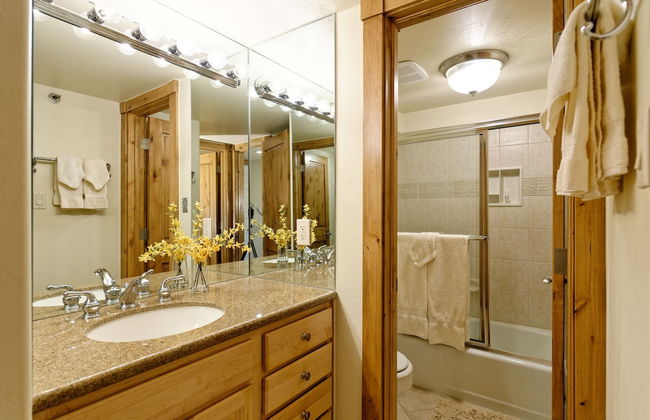 The Crestwood Condominiums - Foto 71