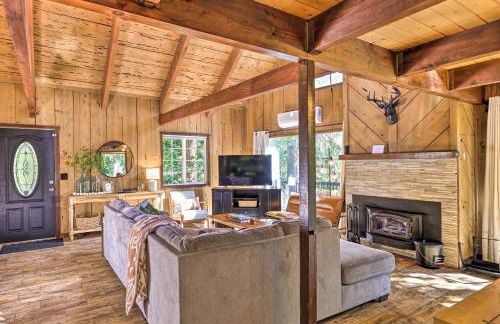 Near Trails Cabin with 2-Level Deck in Twain Harte - Photo 5