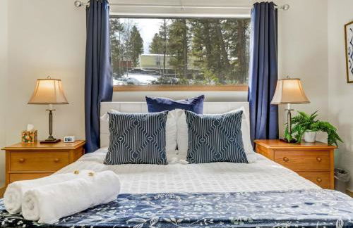 Pinetop Cabin Hot Tub BBQ Arcade Scenic Escape - Foto 27