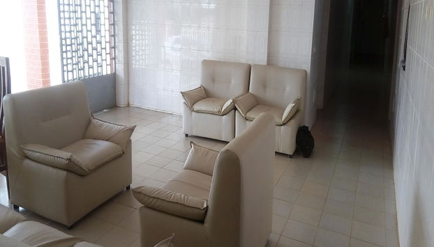 Coin salon dans le hall