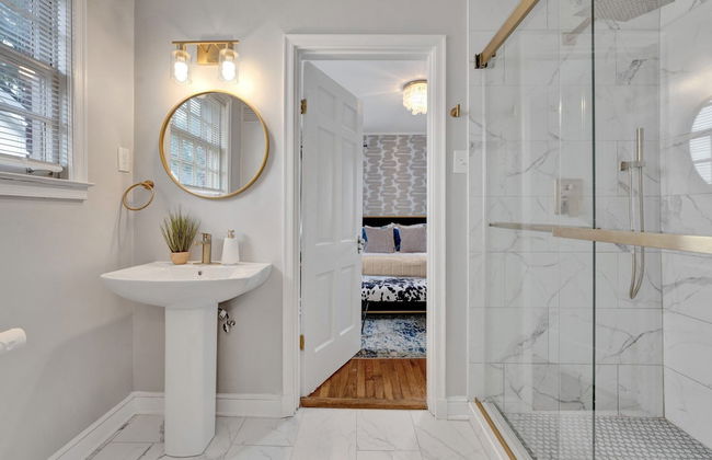 Southern Serenity + 3Br Stylish Memphis Oasis - Photo 5