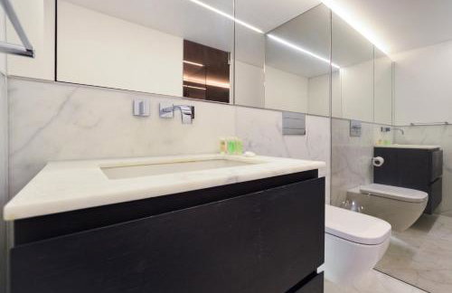 Soho Penthouse by Concept Apartments - Photo 11