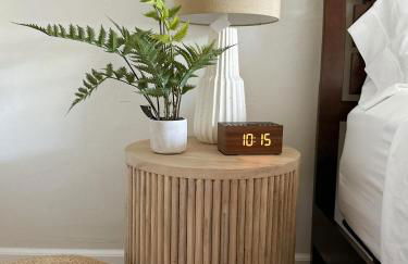 Newly Renovated 4B, 2.5 bath Lakefront home with South Grand Lake Views and dock - Foto 14