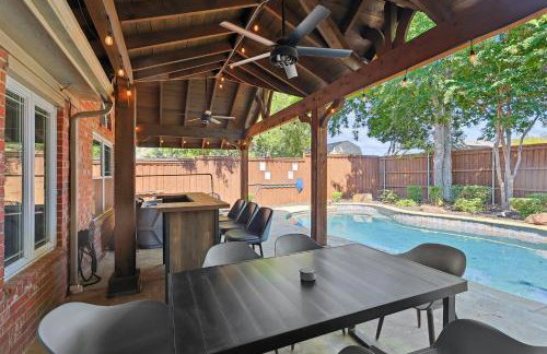 5BD 2BA w Backyard Oasis Pool Jacuzzi Firepit - Foto 28
