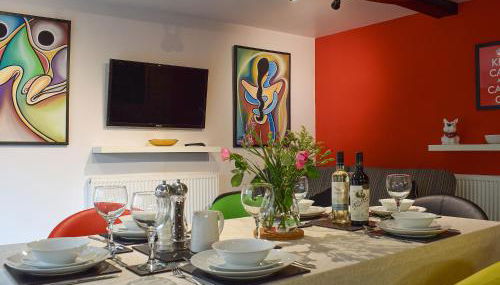 Barn House - Photo 2