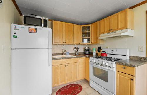 Sunset Shores - Waters Edge Cottage #2 by Simple Life Rentals - Foto 4