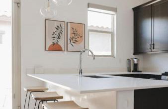 Luxury 1 BR Casita with Private Yard, Garage and WD - Foto 18