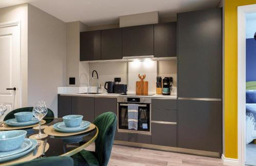 Jungle Luxe Retreat, 2Bed 2Bath Leeds, Center & Stadium - Foto 20