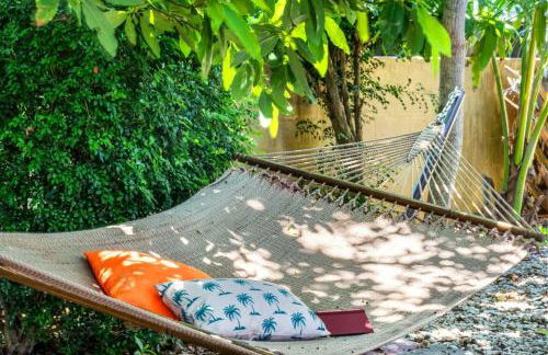 Beachside Escape Poolhouse w Game Room, Grill - Foto 6