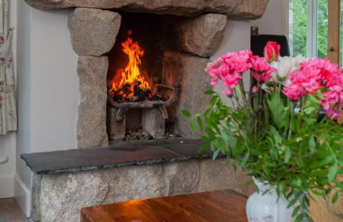 Beautiful mountain views & private hot tub - Foto 4