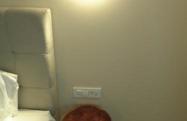 Paradise Hotel & Bar - Photo 36