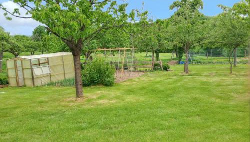 Maison familiale avec jardin à Clarbec, 120 m², jeux pour enfants - Photo 5, Garden view