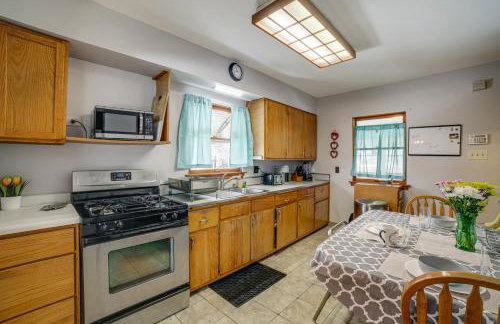 Spacious and Peaceful Suburban Home in Lansing! - Foto 3