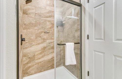 3 Mi to Lake House with Fire Pit in Mountain Home! - Foto 20