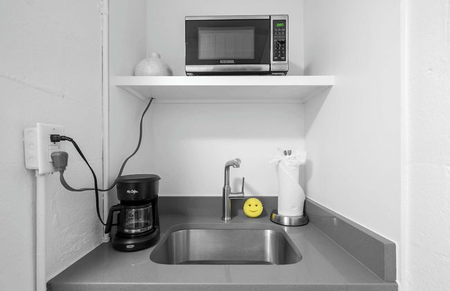 Chic City Retreat 93A Sleeps 2 - Foto 19