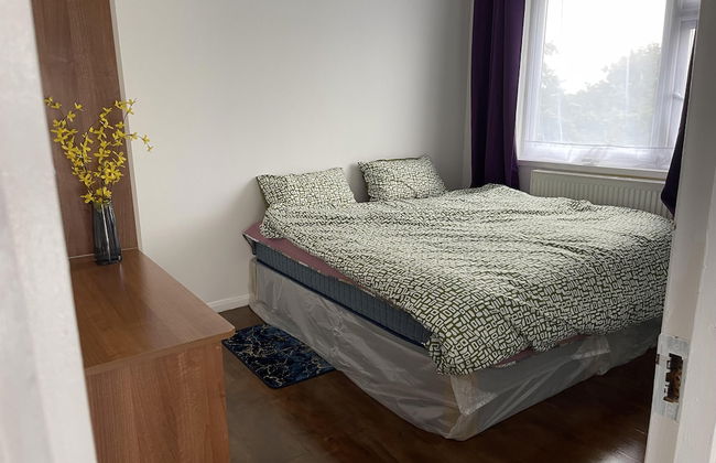 Charming 2-bed Apartment in Heathrow First Floor - Foto 1