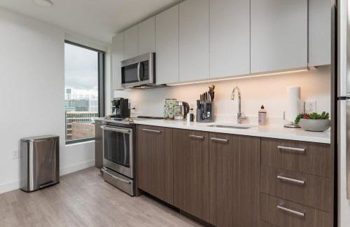 Central Penthouse Harvard MIT Spacious Gym & Work - Photo 25