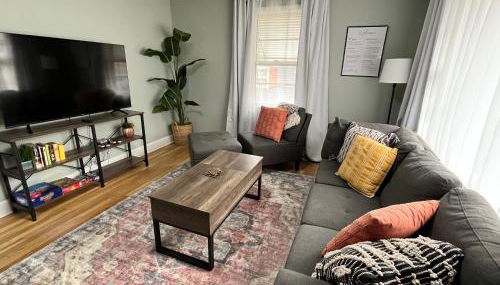 Classy Catch - Photo 5