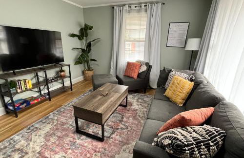 Classy Catch - Photo 5