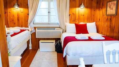 Cottage 1-2 -2 Bedroom 1 Bath End Unit with Kitchenette Private Courtyard Pet Friendly fee applies - Foto 3