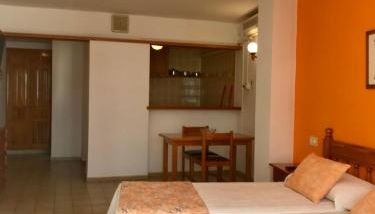 Apartamentos Jovial - Foto 2