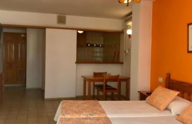 Apartamentos Jovial - Foto 2