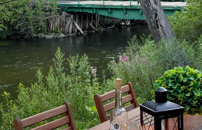 Firefly Lodge! Boardman River! Hot Tub! Woodstove! - Foto 4