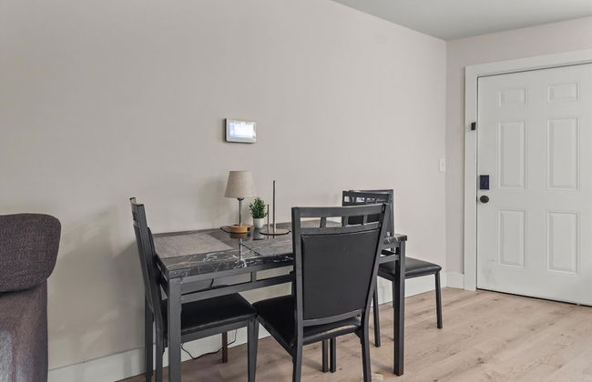 Modern Studio Apartment in Huntsville - Photo 6