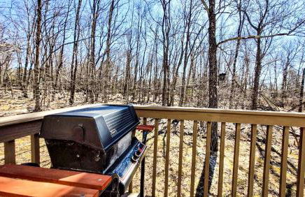 Pocono House in a private community 4 pools, Lake. - Foto 22