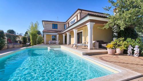 Villa Aldo with private pool by WiiBuk - Foto 1, Garden, sunbed, Garden view