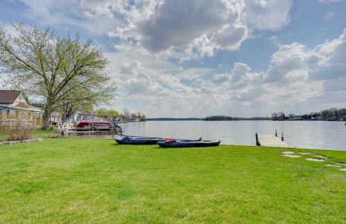 Waterfront Michigan Center Home w/ Boat Dock! - Foto 36