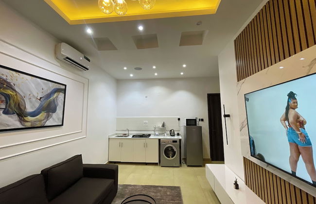 The Azaria Hotel & Apartment - Photo 40