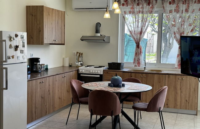 Skiathos Modern Garden Escape Apt - Foto 17