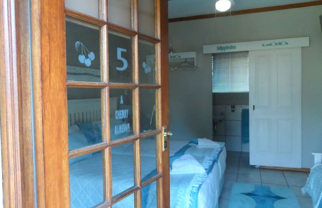 Tripple Room 3 Singlesking Single Cherry Lane Self Catering and BB - Foto 10