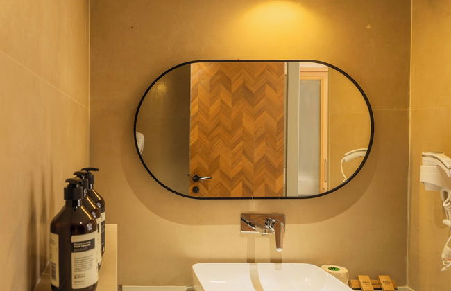 ELIVAAS Kamerios Regalia 2BHK Apartment - Photo 50