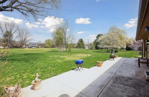 Near Shopping & Dining- The South Bend Bungalow - Foto 20