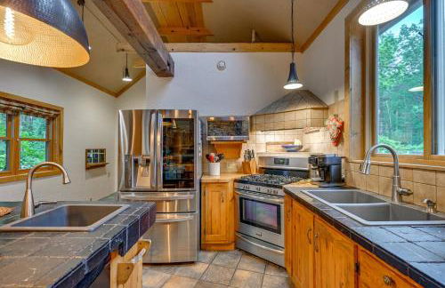 Hot Tub and Private Sauna Wausau Family Home - Foto 8