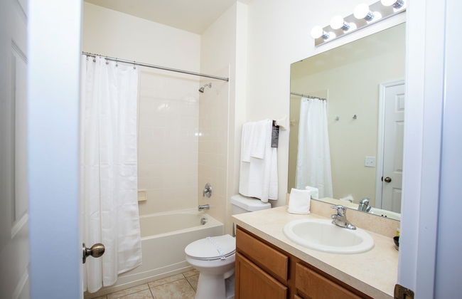 Four Bedroom w Screened Pool Close to Disney 4563 - Foto 16