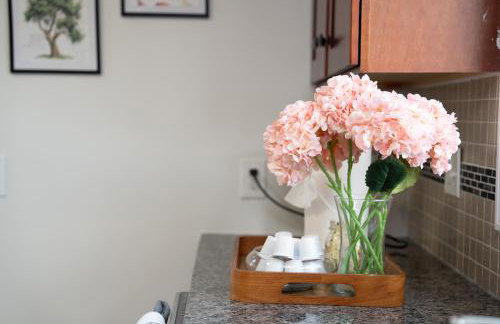 12BCozy 3BR Apartment with Koi Pond in Worcester - Foto 64