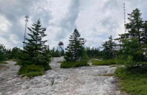 Whispering Waters Farmhouse and Wedding Barn - Foto 32