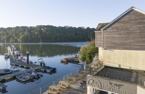 Waterfront House - Photo 37