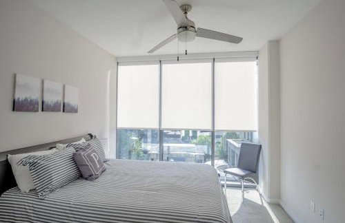 High Rise 2 Bedroom apartment in a Great location apts - Foto 8