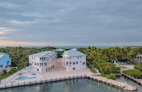 Oceanfront Islamorada Townhome with Dock and Pool - Foto 4