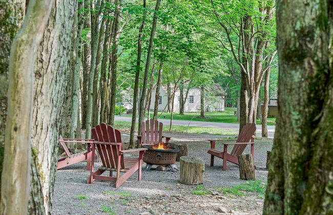 Hygge Home by Avantstay Deck for Outdoor Living Fire Pit Game Table - Photo 3