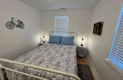 Maplewood Cottages 2 - Photo 18