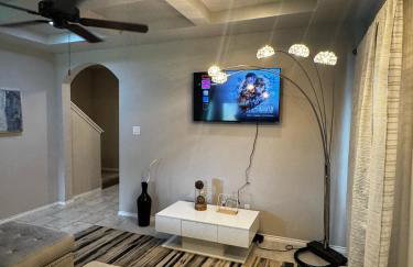 Gorgeous, Brand New 3 Bedrooms Home- Near SeaWorld & Lackland AFB - Foto 26