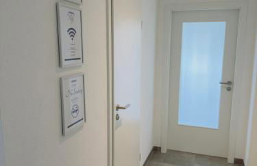 CLUBHAUS 6 - Dachwohnung mit 2 Schlafzimmern, Balkon & Netflix - Photo 40